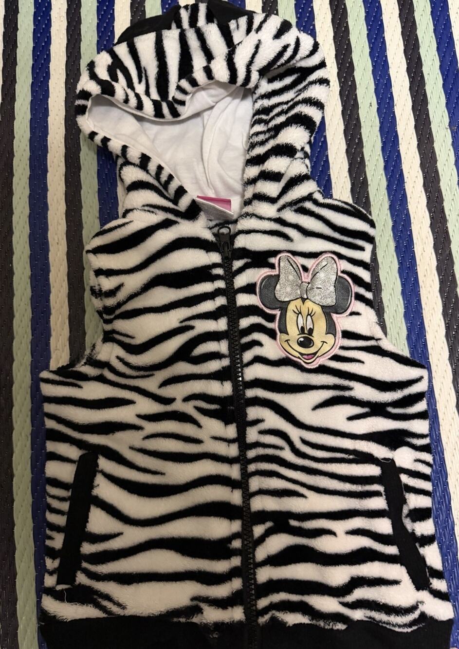 Disney Minnie Mouse Hooded Plush Vest Animal Print Girls 6